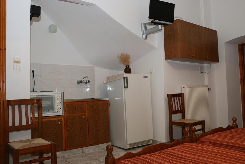 Maleatis Apollo Guesthouse Kosmás 외부 사진